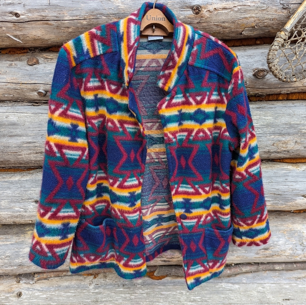 90s David Wayne Vintage Soft Fuzzy Fleece Blazer Jacket. Southwest Pattern. Med?